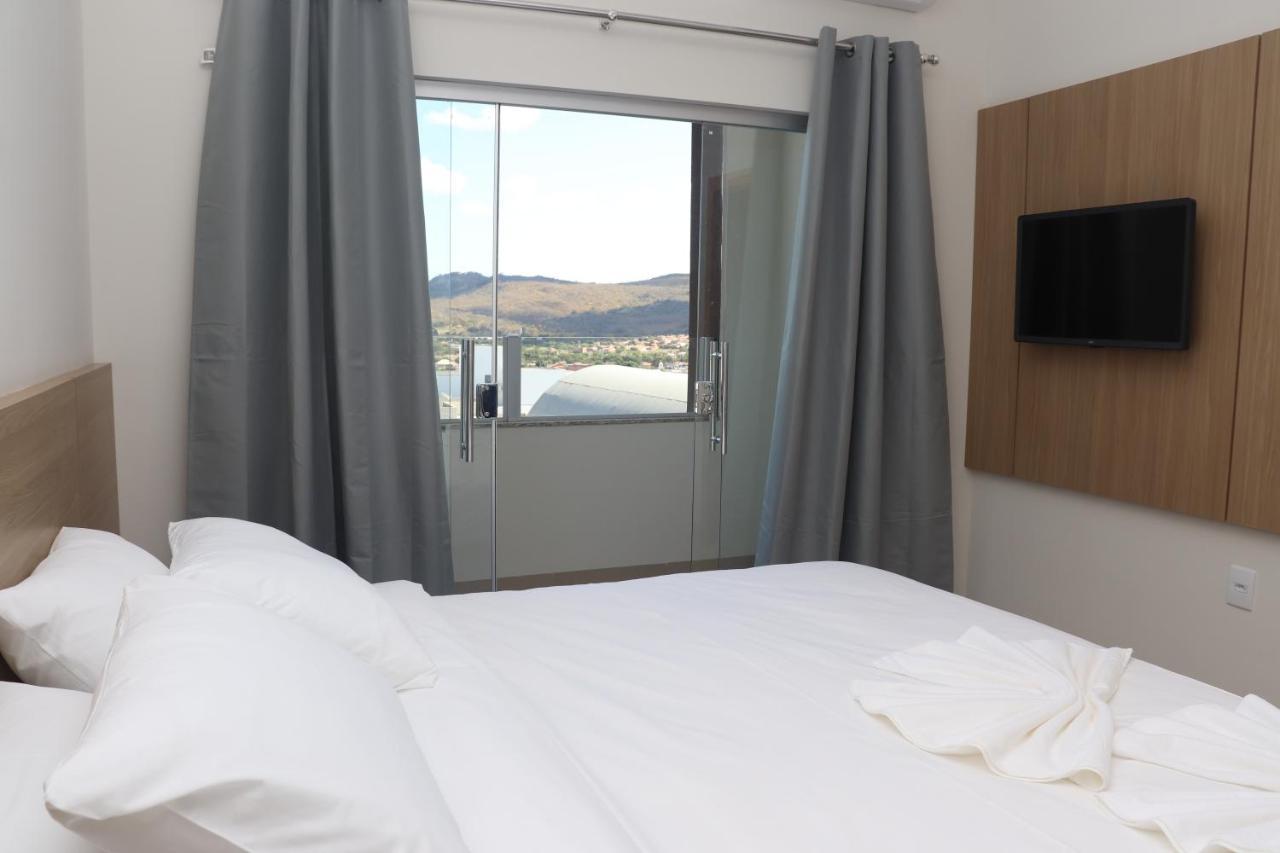 Ts Hotel Porteirinha Eksteriør bilde